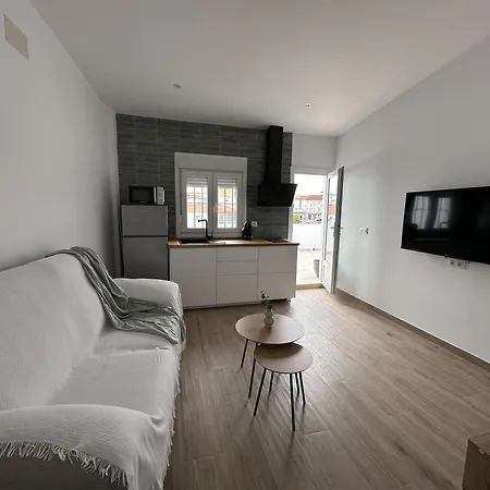 Alcornocales Apartment *